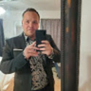 Meet your Posher, Jay